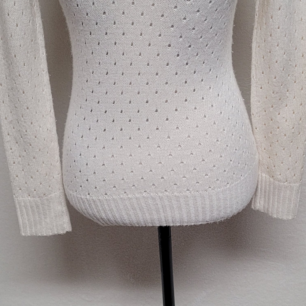 Delia's Rare Vintage 90s Multi-color Skull & Crossbones Off-White Eyelet Sweater - Picture 10 of 12